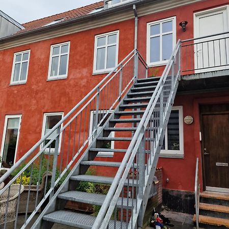 Paen Central Lejlighed Med Gratis Parkering Randers Dış mekan fotoğraf